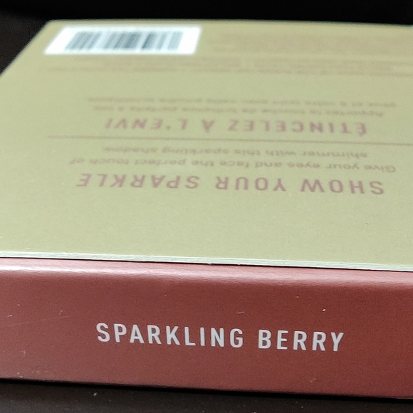 Morphe Sparkling Berry Highlighter - Picture 6 of 10